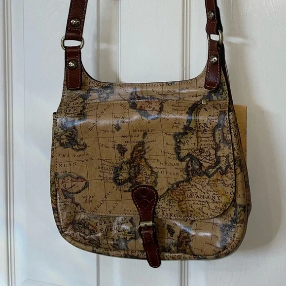 Patricia Nash Leather Map Purse New - Picture 3 of 3